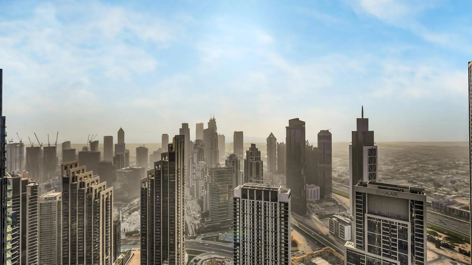 Grande Signature 2 Bedroom Apartments I Persian Gulf Views I Free Parking, Gym, Pool, Wi-Fi & Ps5 I By Skyline Serenity Dubai