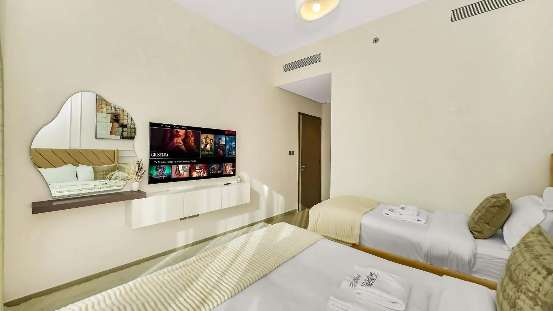 Grande Signature 2 Bedroom Apartments I Persian Gulf Views I Free Parking, Gym, Pool, Wi-Fi & Ps5 I By Skyline Serenity Dubai United Arab Emirates