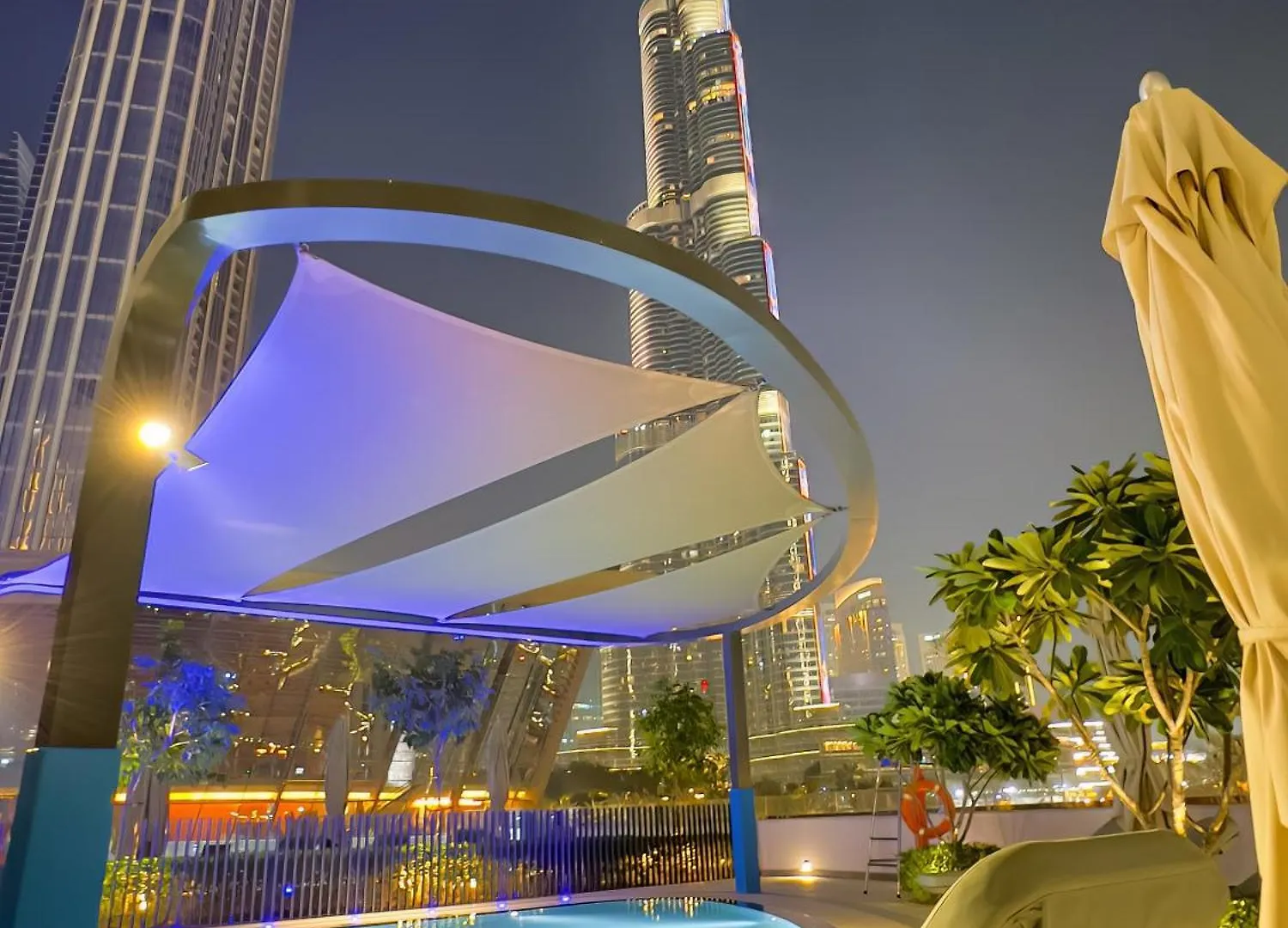 Grande Signature 2 Bedroom Apartments I Persian Gulf Views I Free Parking, Gym, Pool, Wi-Fi & Ps5 I By Skyline Serenity Dubai 0*,