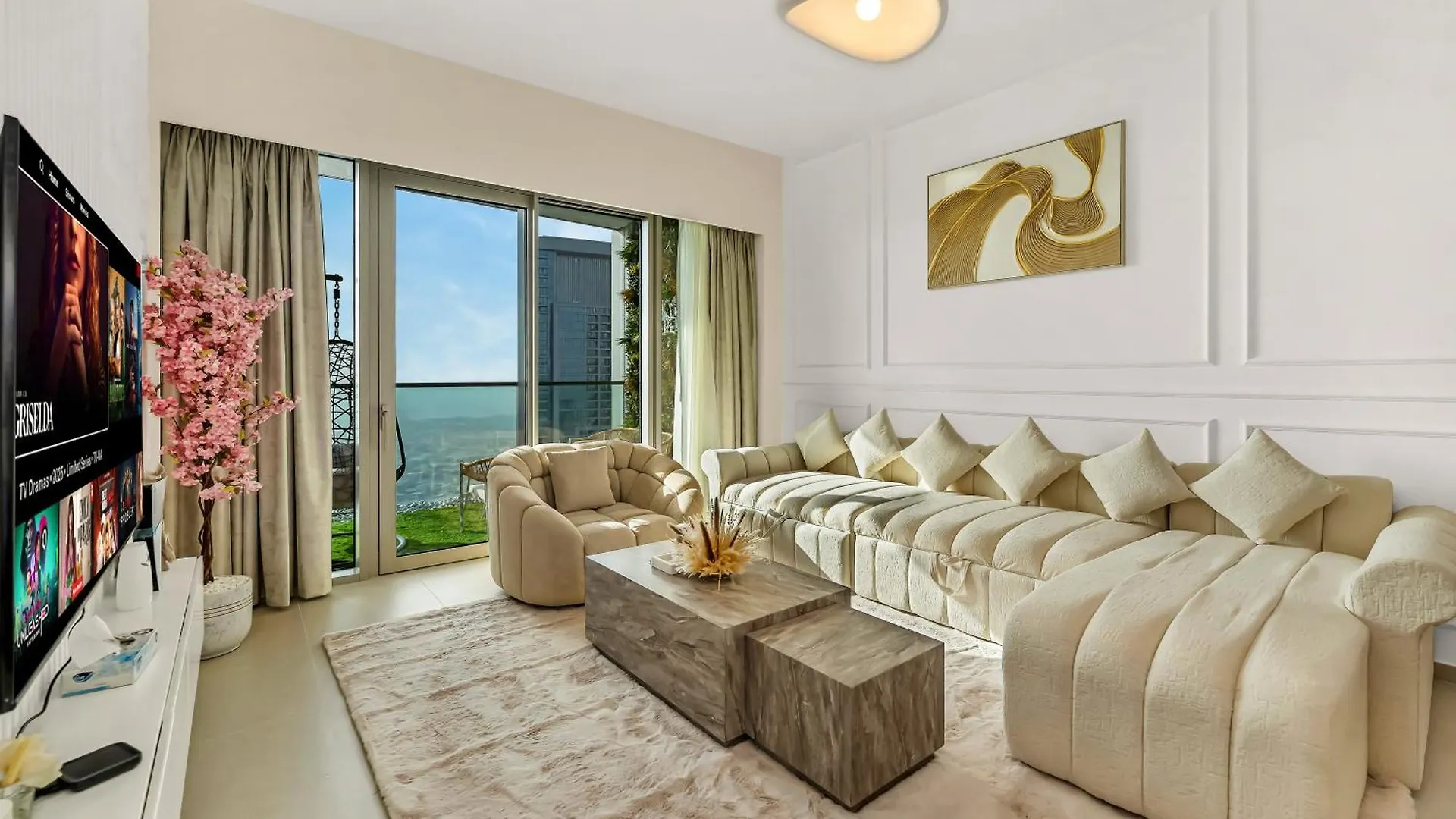 Grande Signature 2 Bedroom Apartments I Persian Gulf Views I Free Parking, Gym, Pool, Wi-Fi & Ps5 I By Skyline Serenity Dubaj 0*,  Zjednoczone Emiraty Arabskie